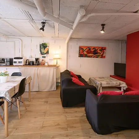 Maison Rez De Jardin Integral Entre & Paris Шель